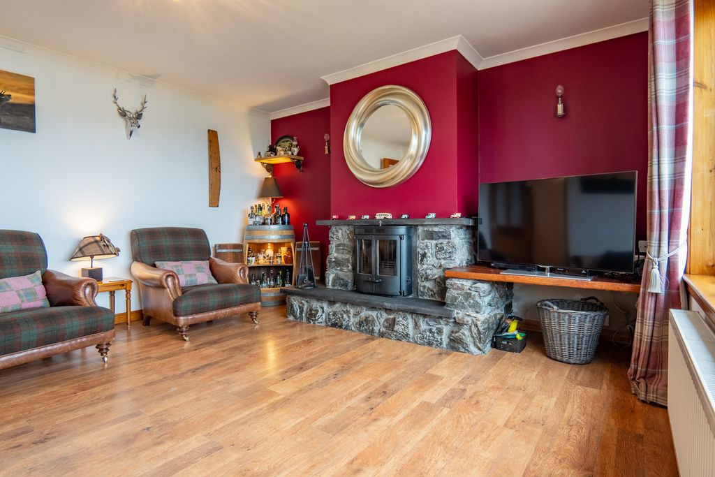 Property photo 3 of 30