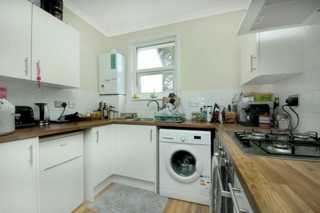 Property photo 2 of 3