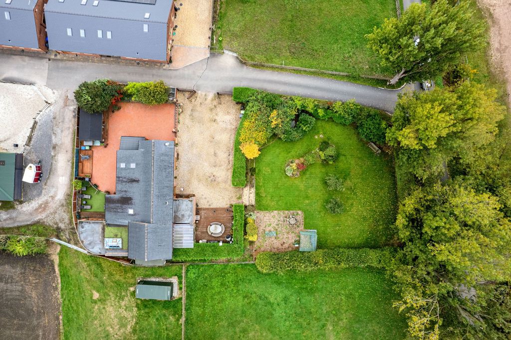 Property photo 2 of 44