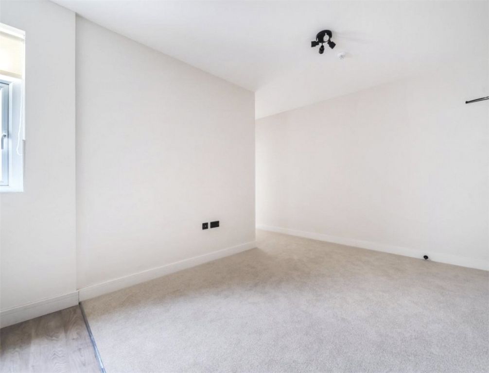 Property photo 2 of 5 Picture No. 02