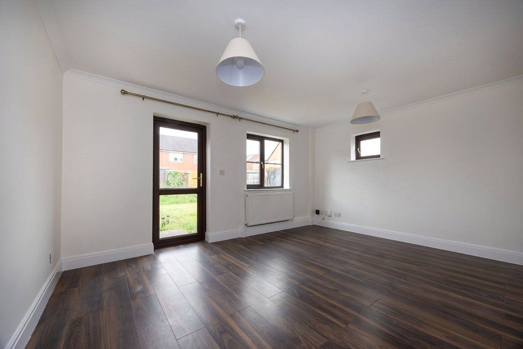 Property photo 3 of 34 Picture No. 44