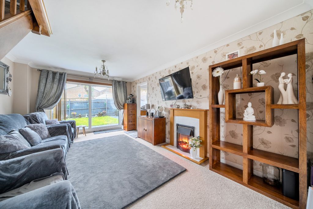 Property photo 3 of 27 1405670-12-69863F...