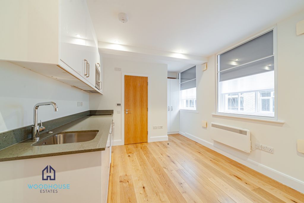 Property photo 1 of 3