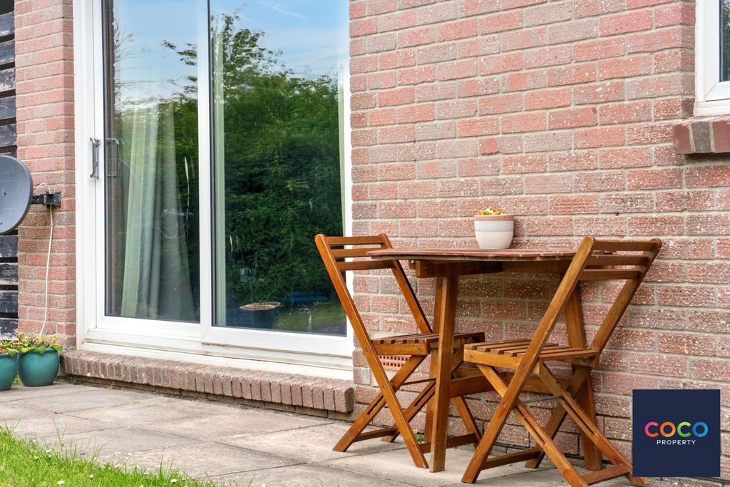 Property photo 2 of 18 4950455