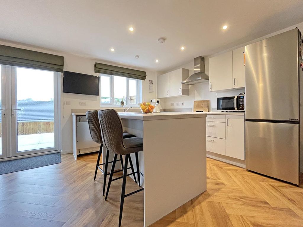 Property photo 3 of 20 Foxglove Gardens 34 - Island.Jpg