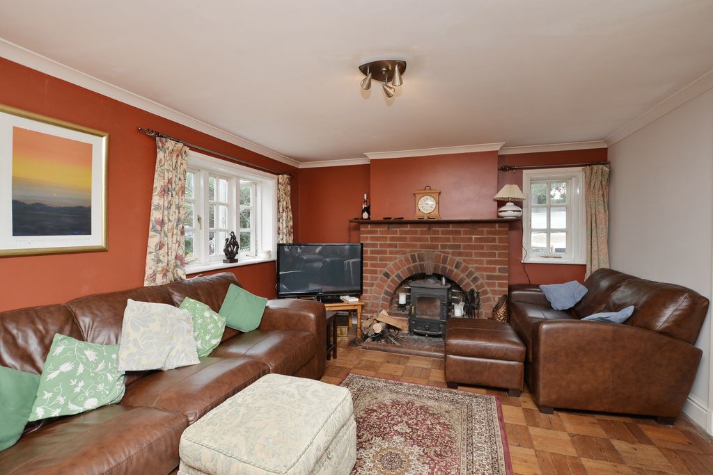 Property photo 3 of 14