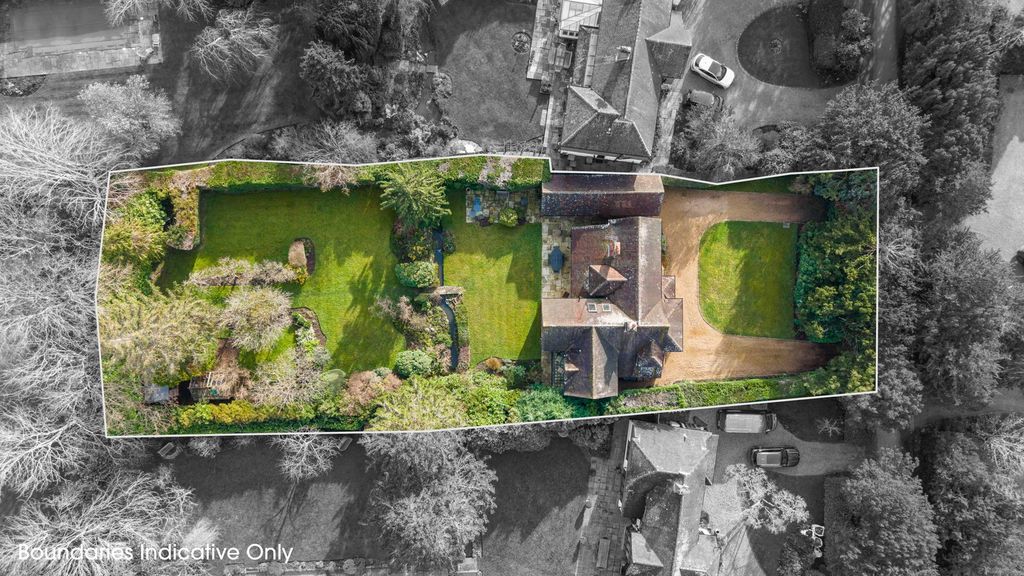 Property photo 2 of 25