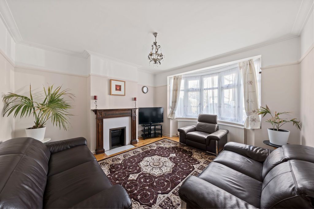 Property photo 2 of 12 Photo 1