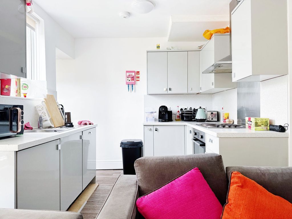 Property photo 1 of 18 Bright Modern Kitchen With Glossy White Cabinets, ...