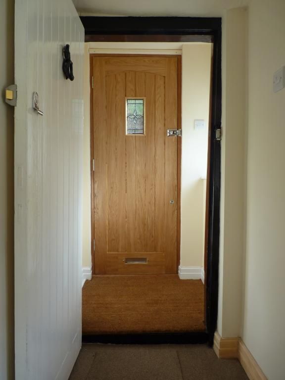 Property photo 2 of 18 Entrance