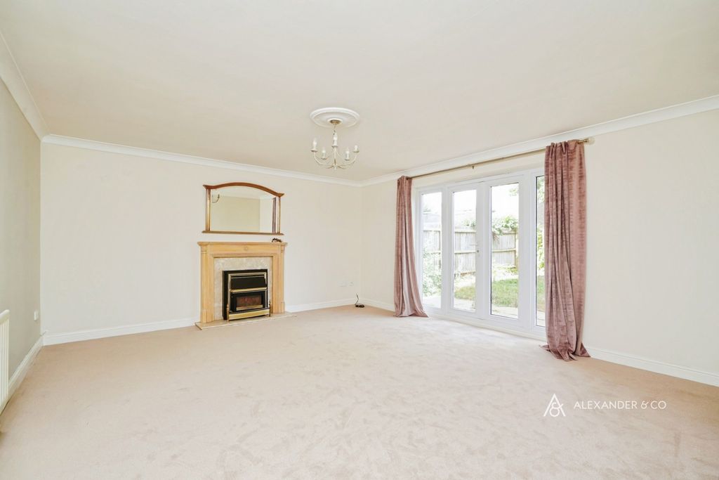 Property photo 2 of 18 Pbox-Img.Jpg