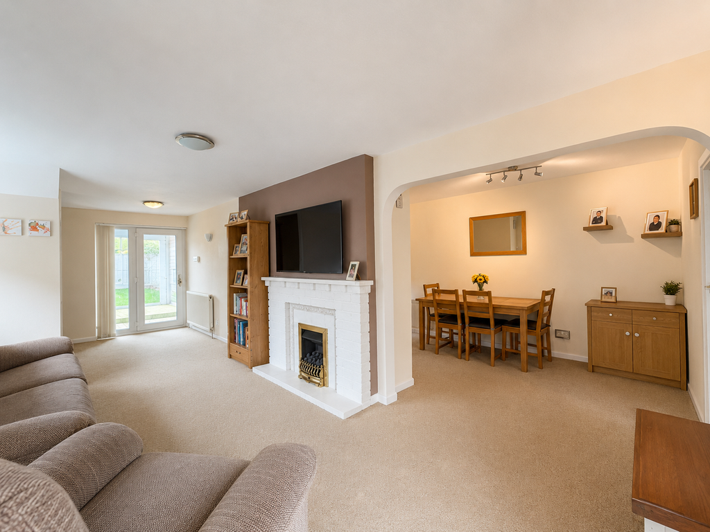 Property photo 2 of 12
