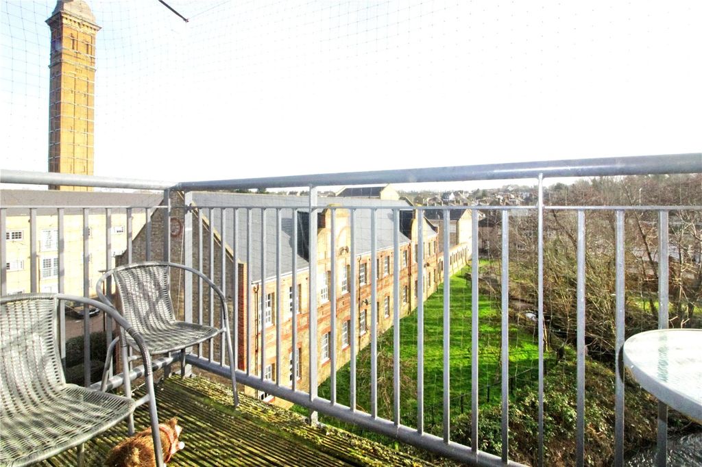 Property photo 2 of 5 Picture No. 04