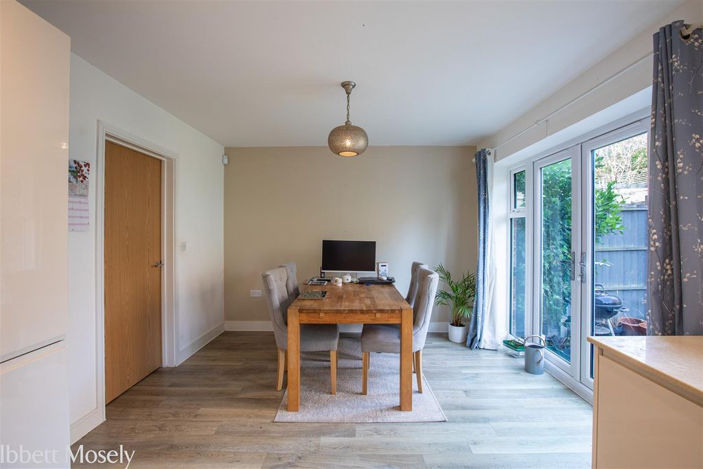 Property photo 3 of 9 11 Dining Area.Jpg