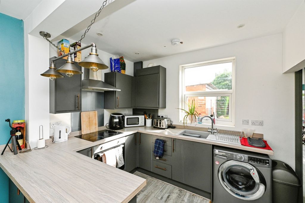 Property photo 2 of 14