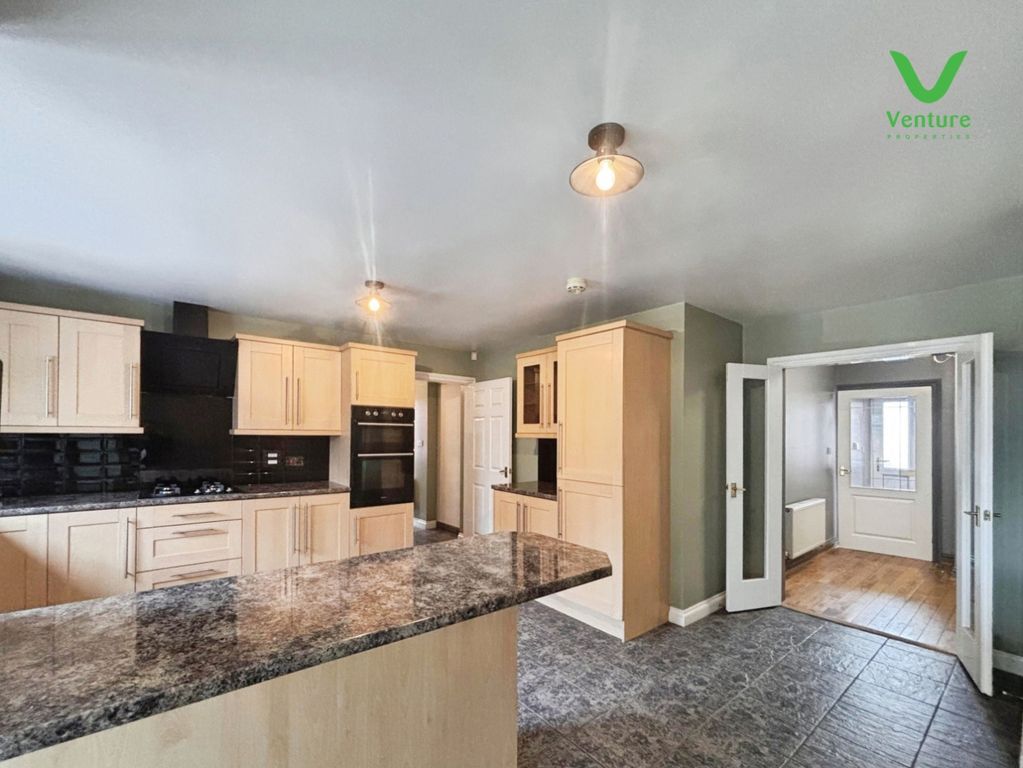 Property photo 2 of 24 Pbox-Img.Jpeg