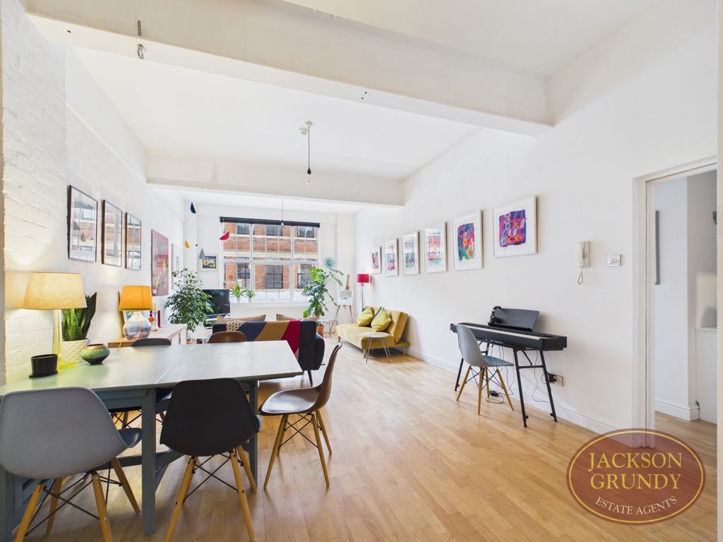 Property photo 3 of 10 Roe Road