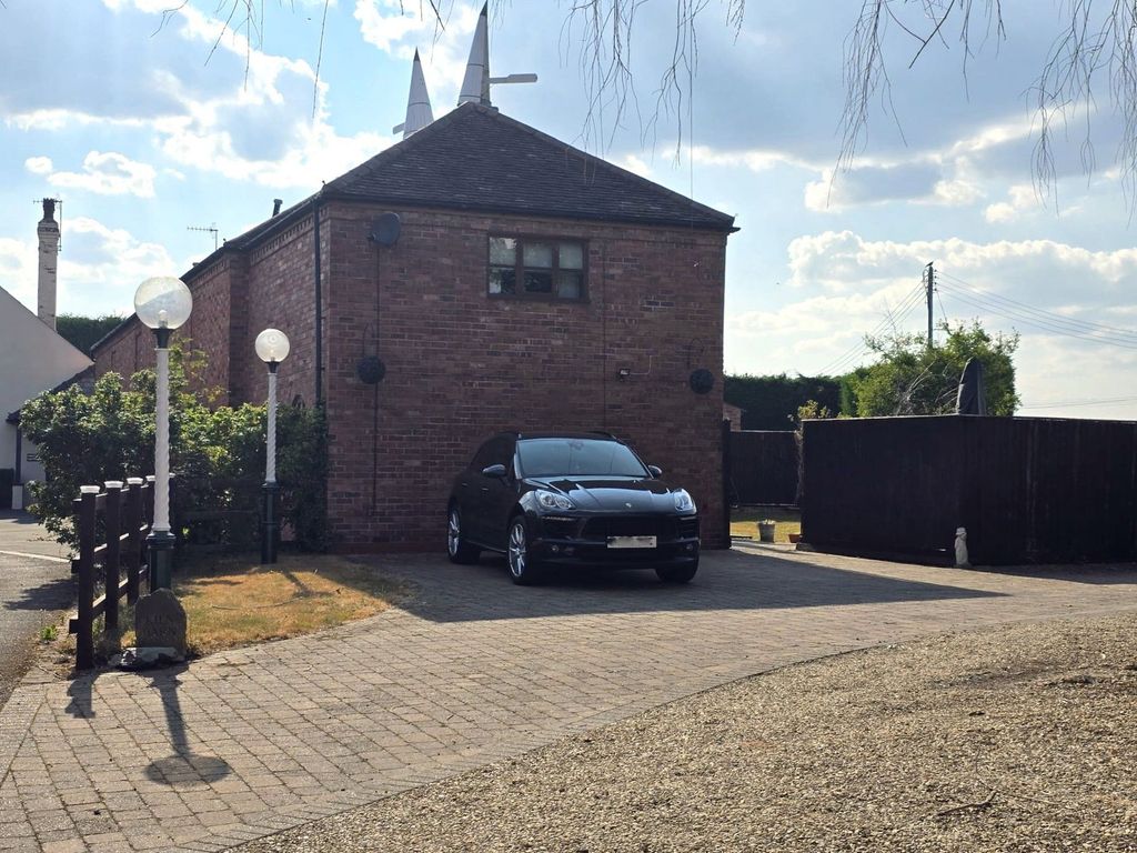 Property photo 1 of 57