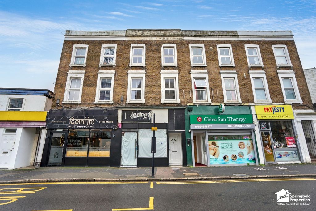 Property photo 1 of 20 Front View