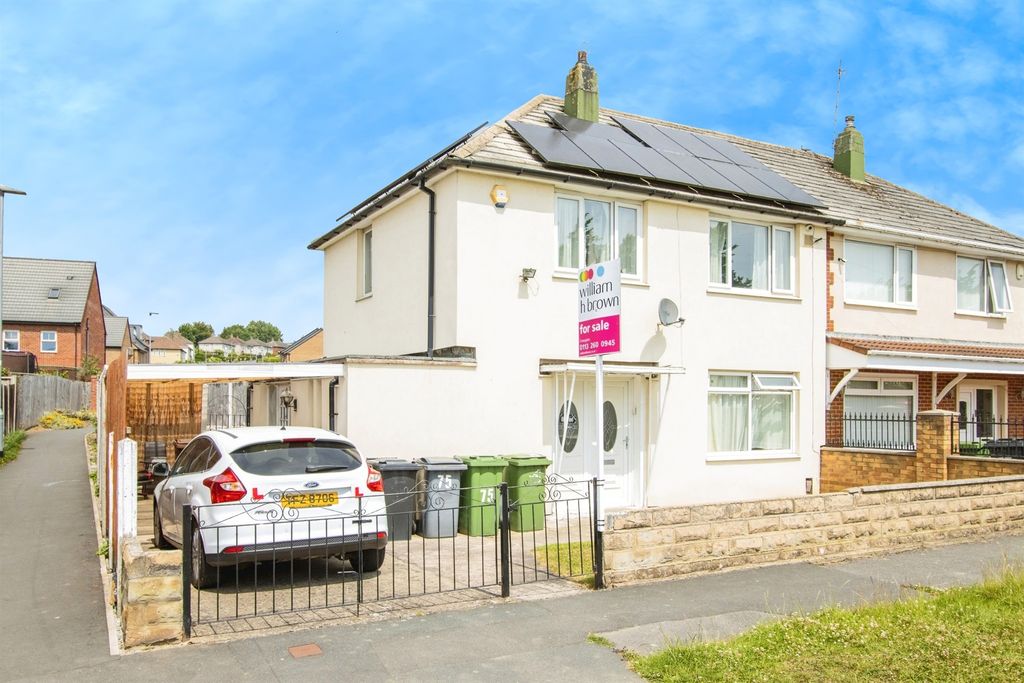 Property photo 2 of 17