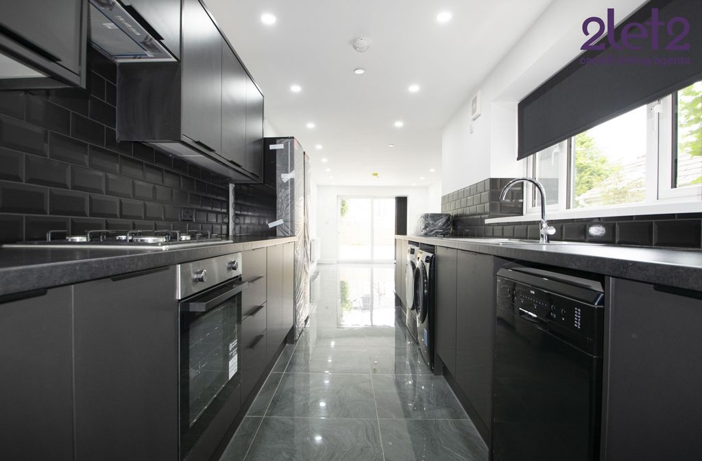 Property photo 1 of 9 Photo 1