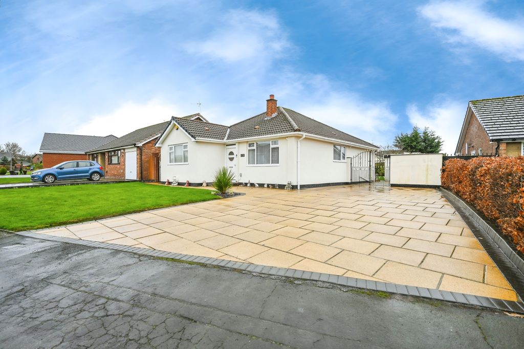 Property photo 2 of 22