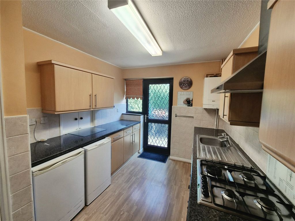Property photo 2 of 18 Picture No. 19