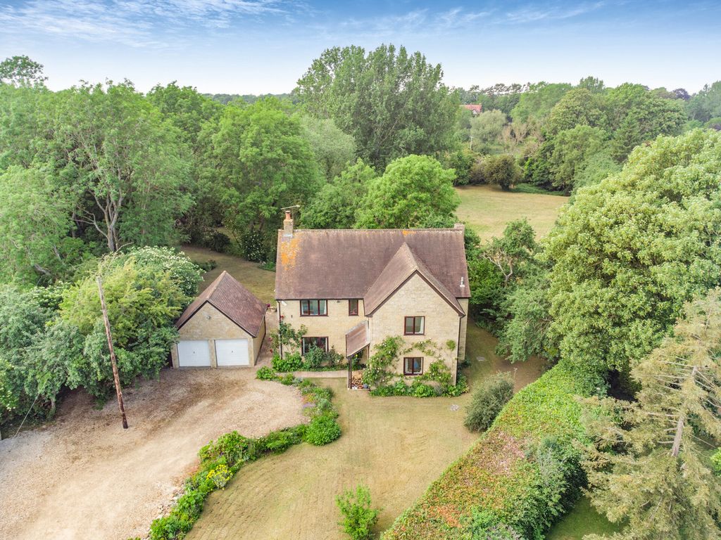Property photo 1 of 33