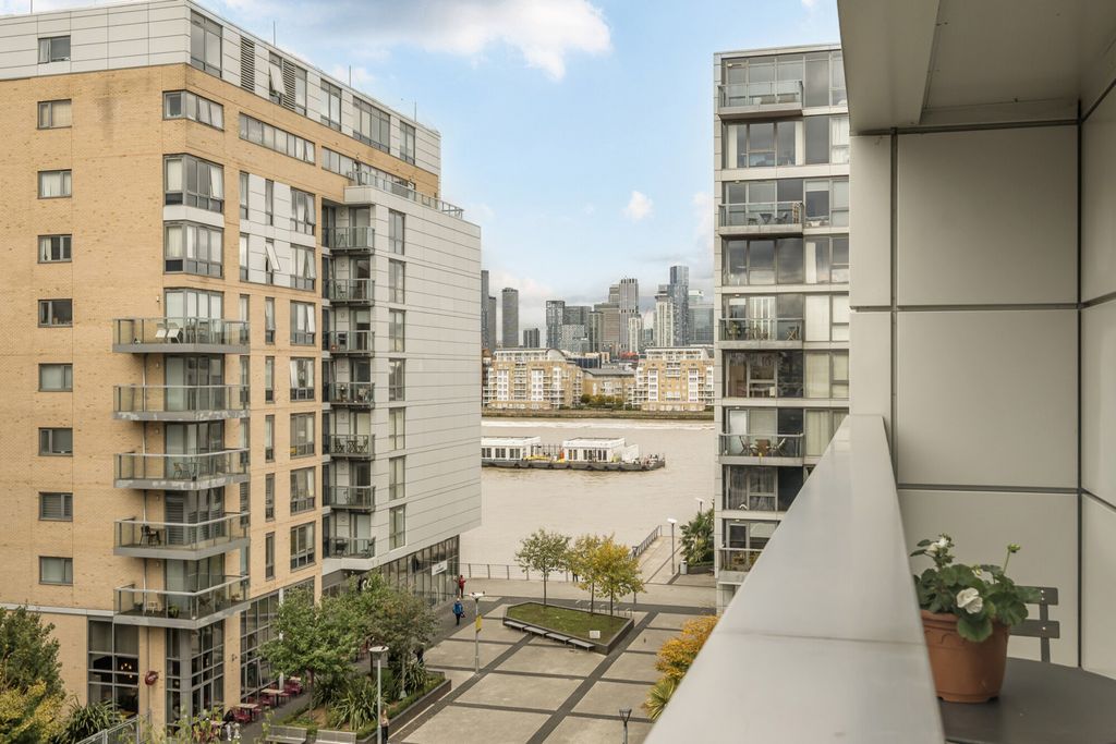 Property photo 1 of 33 External