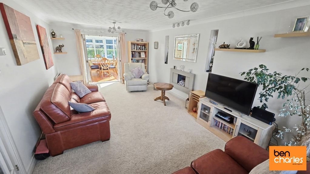 Property photo 2 of 14 Picture No. 18