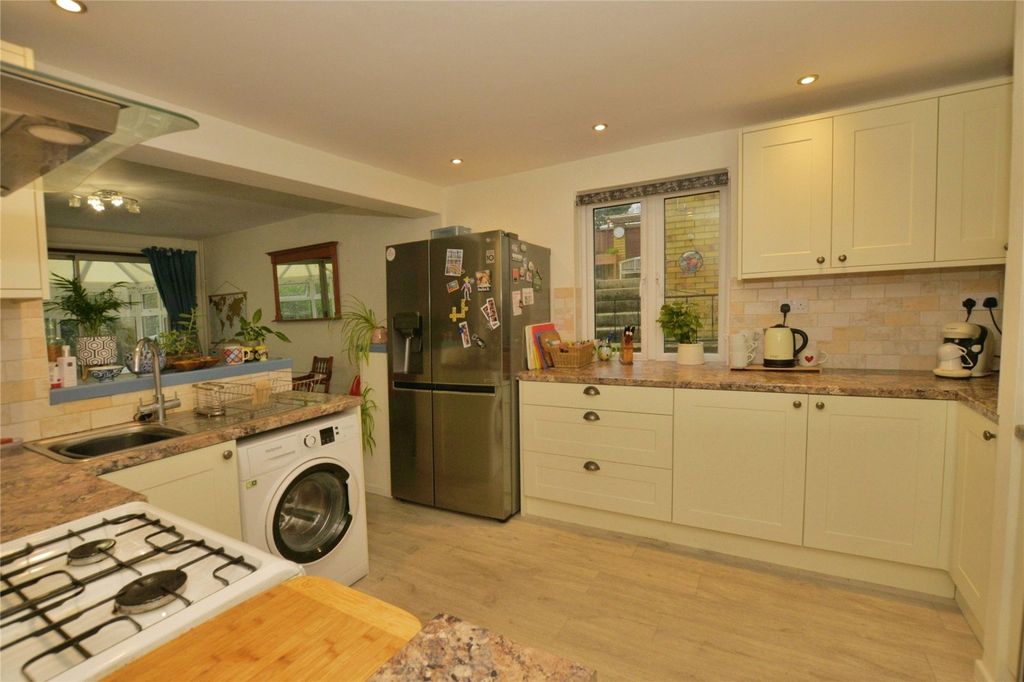 Property photo 3 of 21 Picture No. 20