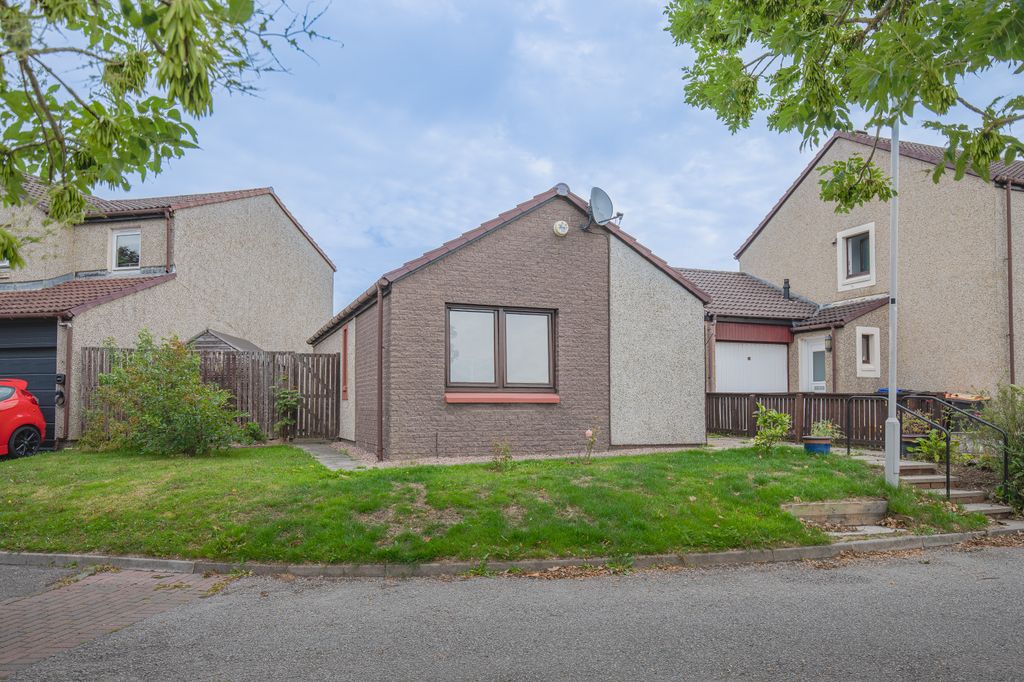 Property photo 1 of 13 Exterior2