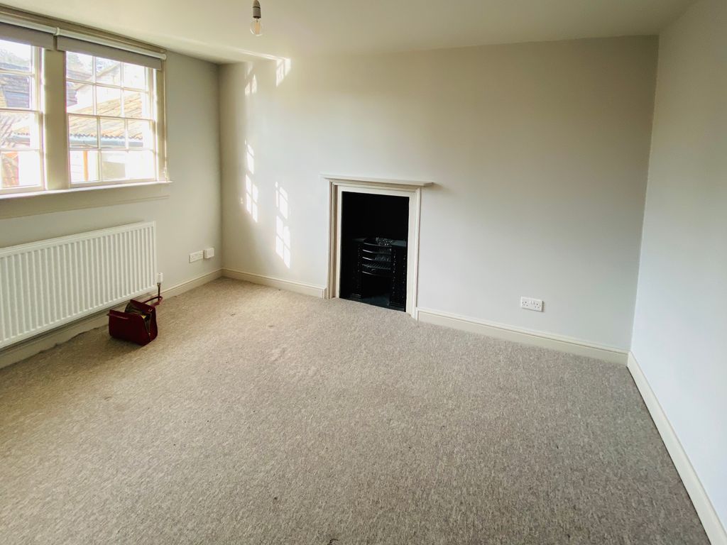 Property photo 1 of 18 Photo 0