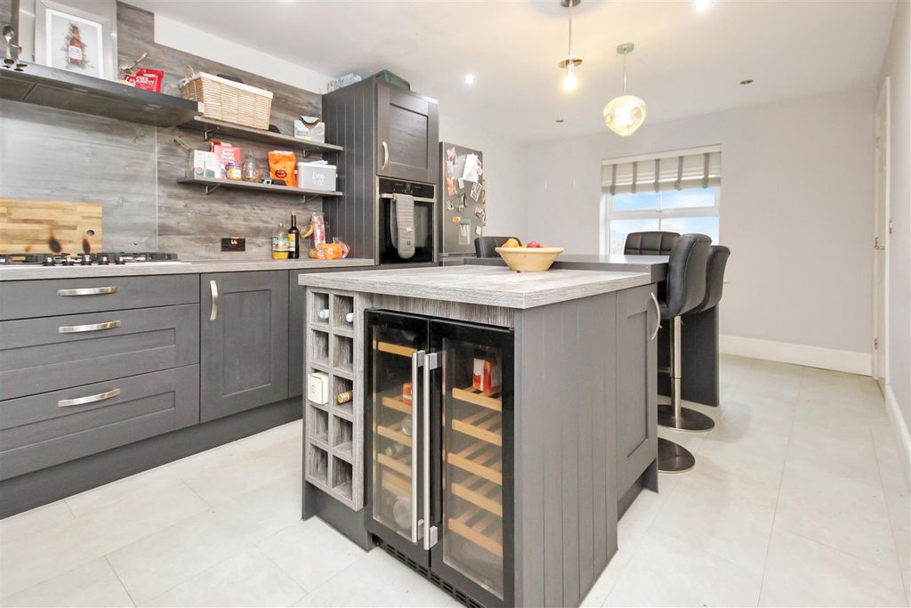 Property photo 3 of 18 Img_9551.Jpg