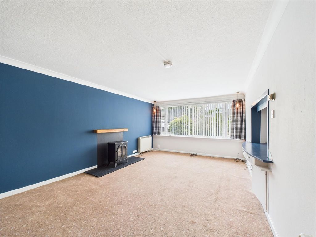Property photo 2 of 13 Cam01486G0-Pr0787-Still004.Jpg