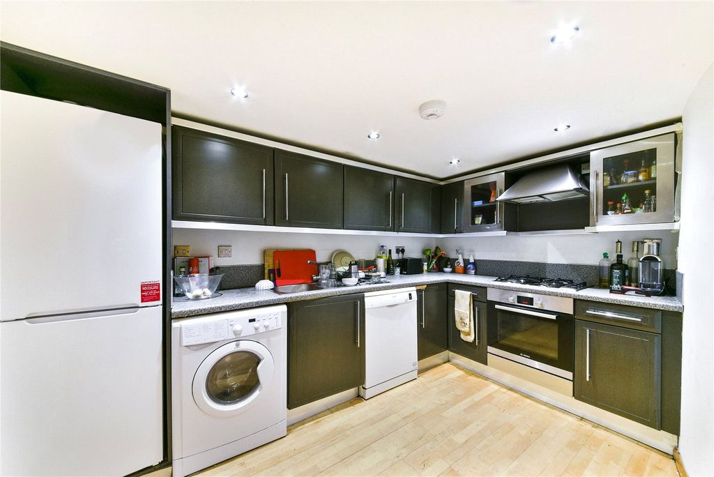 Property photo 3 of 13 Kitchen