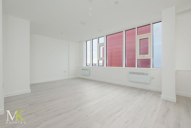 Property photo 2 of 6 Photo 6