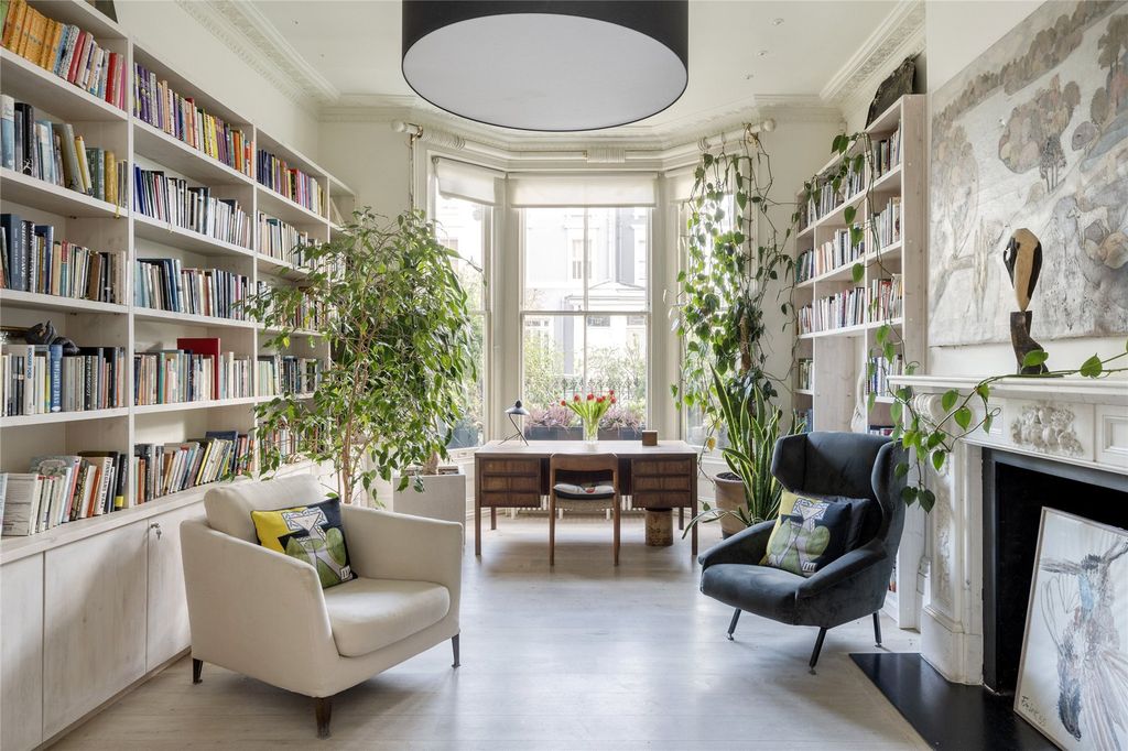 Property photo 3 of 24 Picture No. 04