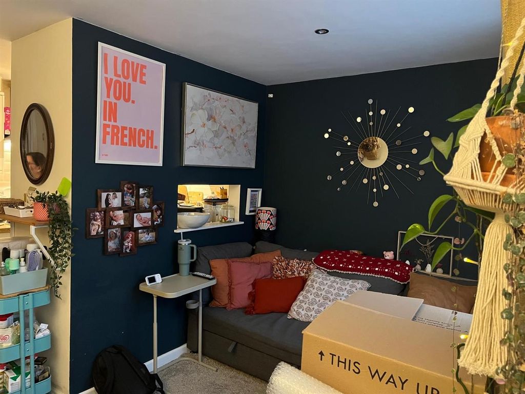 Property photo 2 of 7 6.Jpg