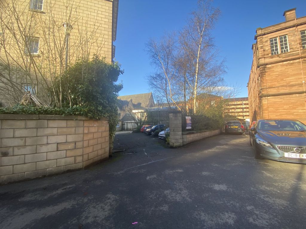 Property photo 3 of 4 Picture No. 03