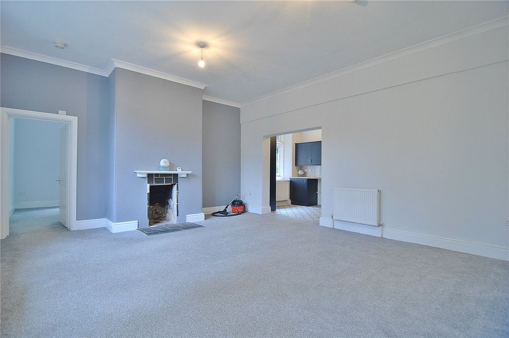 Property photo 3 of 14 Picture No. 10