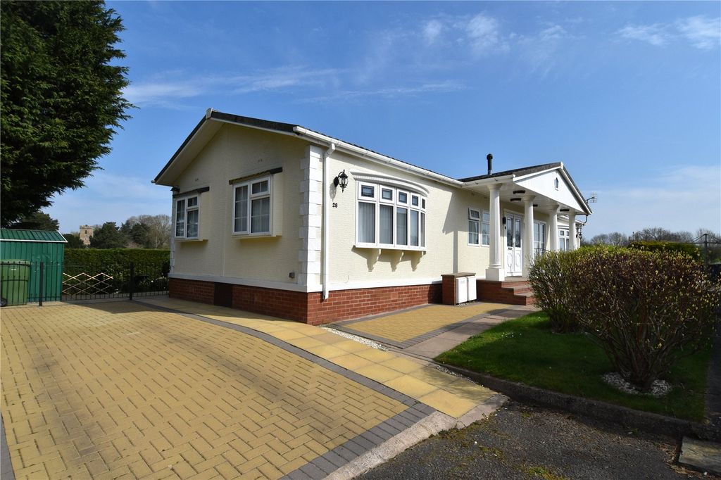 Property photo 1 of 49 Picture No. 18