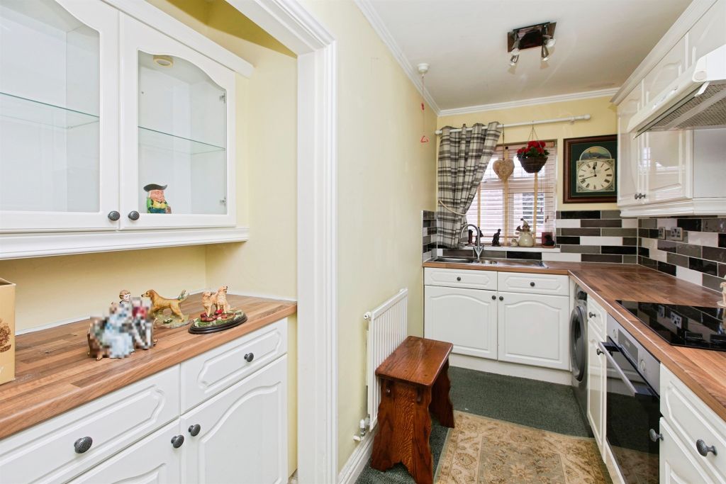 Property photo 3 of 11