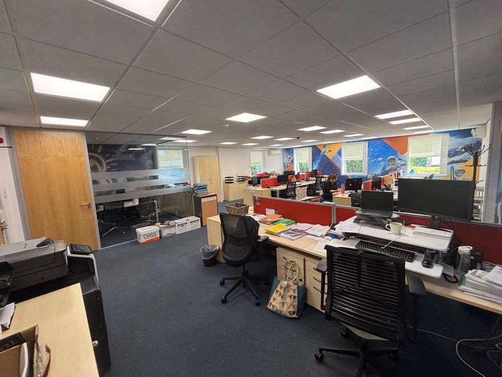 Property photo 2 of 6 Photo 4