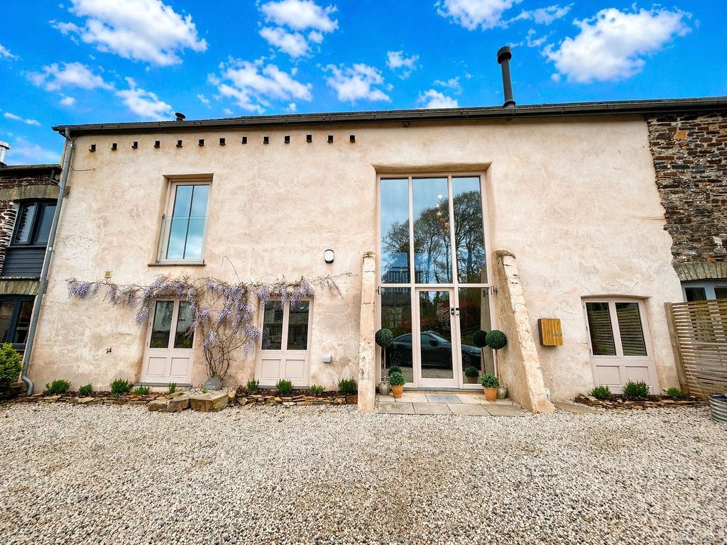 Property photo 1 of 13 1 - Picture No. 01