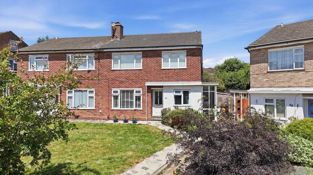 Property photo 1 of 17