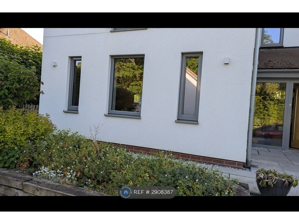 Property photo 1 of 13 Front Of Annexe
