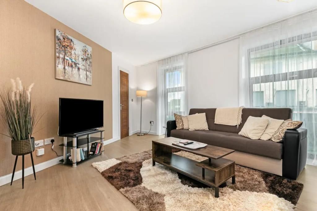 Property photo 1 of 6 Reception Room