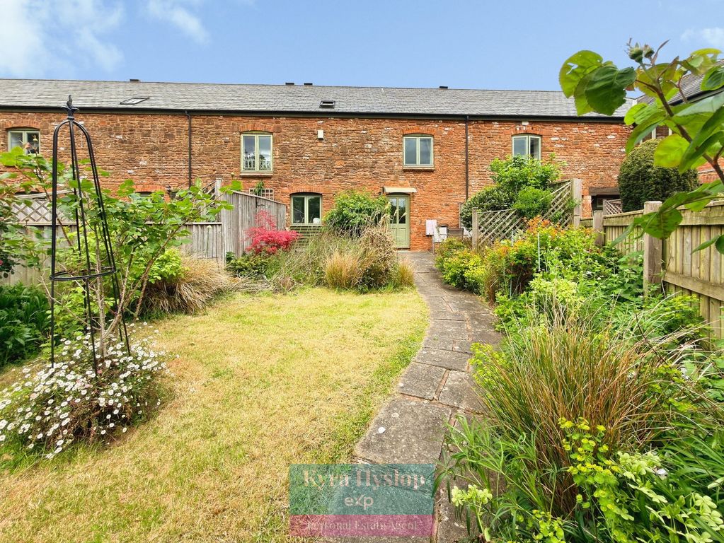 Property photo 1 of 32