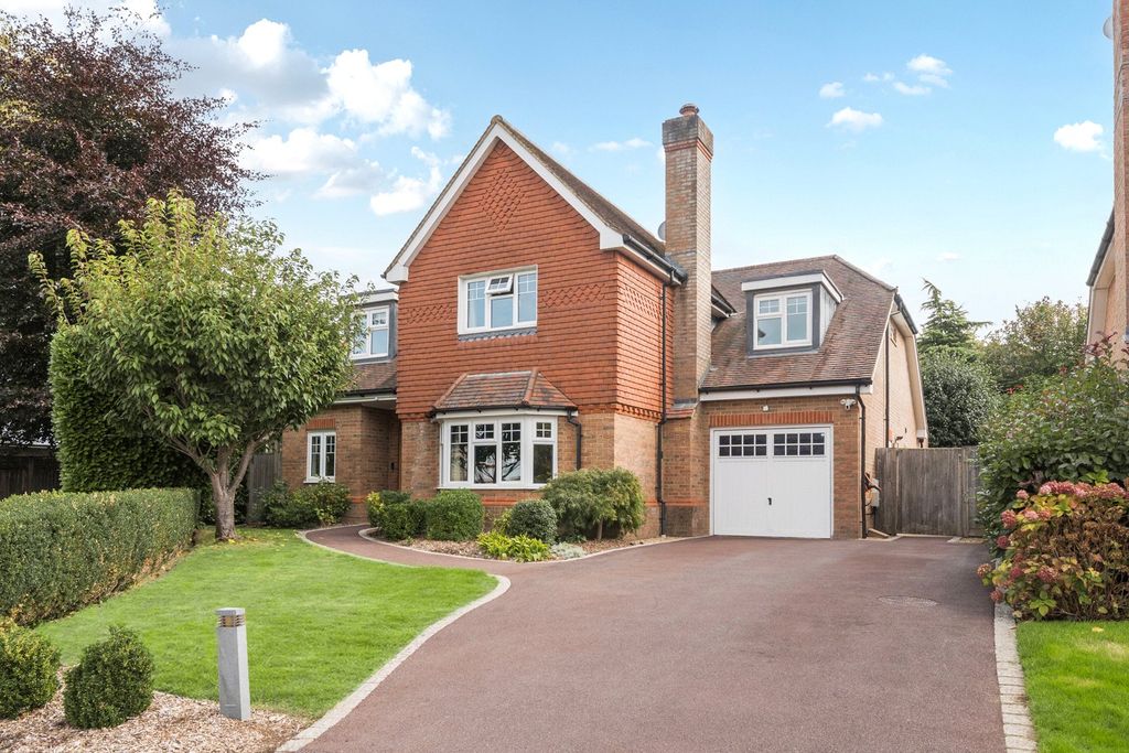 Property photo 1 of 33 Picture No. 49